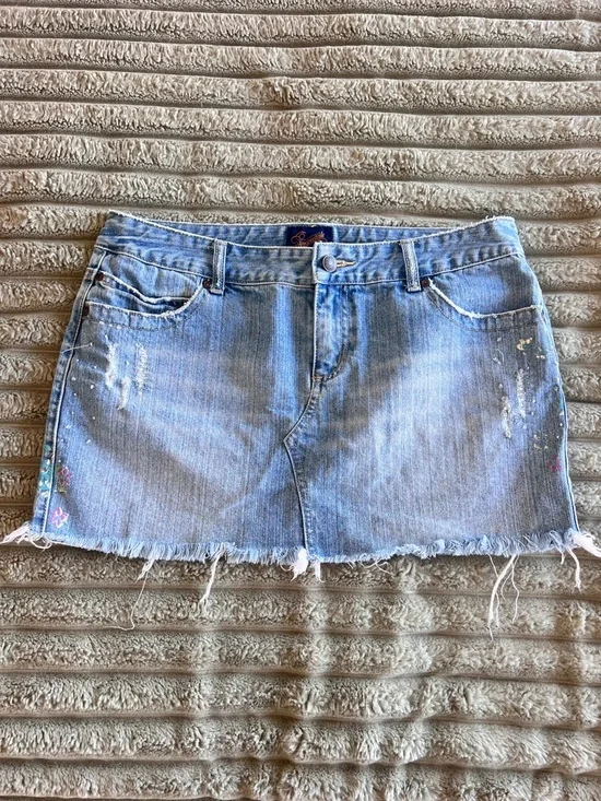 Vintage Y2K Aeropostale Light Blue Denim Mini Skirt with Frayed Hem - Picture 1 of 7